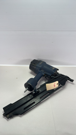 Rona Pneumatic Brad Nailer
