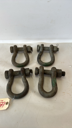 (4) CLEVIS'S