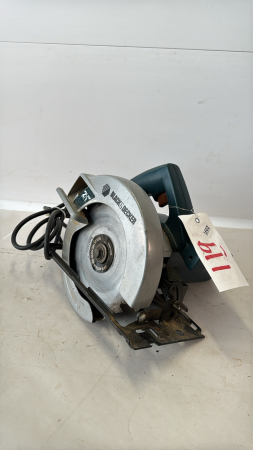 BLACK & DECKER ELECTRIC SKIL SAW