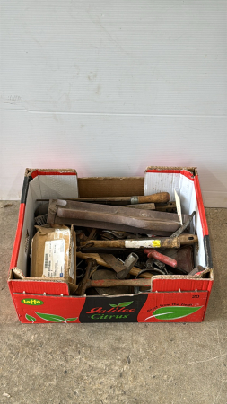 ASSORTED HAND TOOL LOT