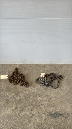 (2) 1/4IN CHAINS WITH HOOKS