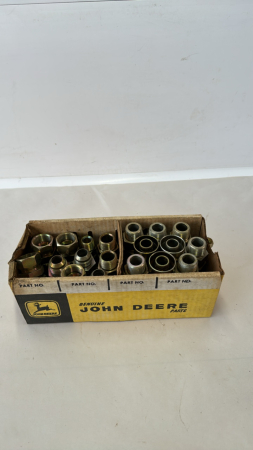 ASSORTMENT OF HYDRAULIC FITTINGS