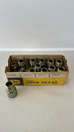 ASSORTMENT OF HYDRAULIC FITTINGS