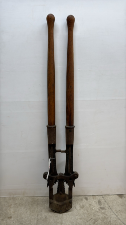 JAMES SCULLY DEHORNING TOOL