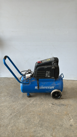 MASTERCRAFT 8 GALLON AIR COMPRESSOR