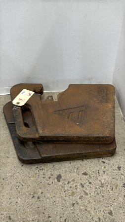 (2) ALLIS CHALMERS FRONT WEIGHTS