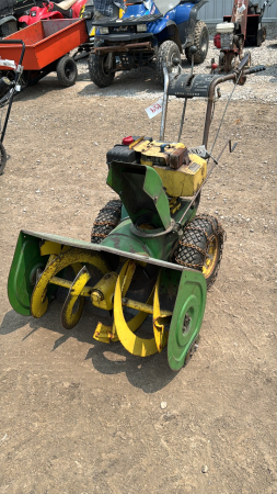 JOHN DEERE 8/32 WALK BEHIND SNOWBLOWER
