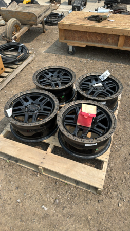 SET OF 4 ENVY WHEELS FFT9 18X8 RIMS WITH LUG NUTS