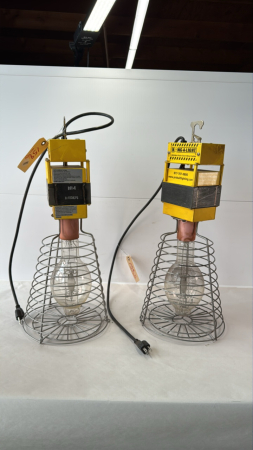 (2) HALLOGEN LIGHTS