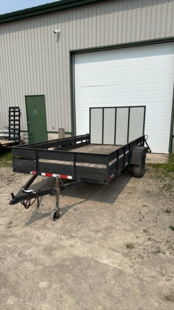 6FT X 12FT SINGLE AXLE TRAILER WITH MESH RAMP
