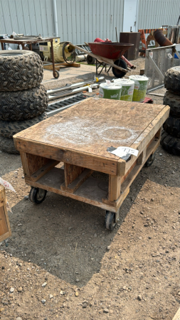 43IN X 30IN ROLLING WOODEN WORK PLATFORM