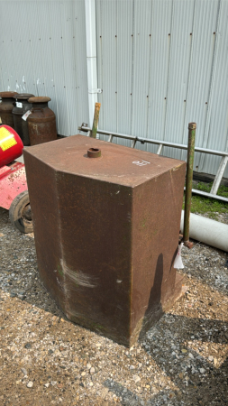 AUXILARY FRONT FUEL TANK FOR JOHN DEERE TRACTOR