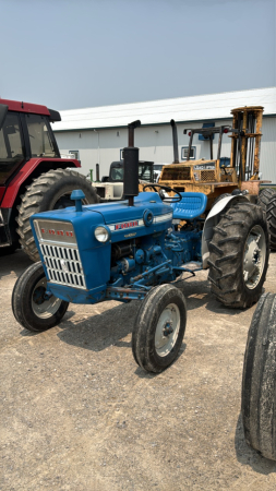 FORD 3000 GAS TRACTOR