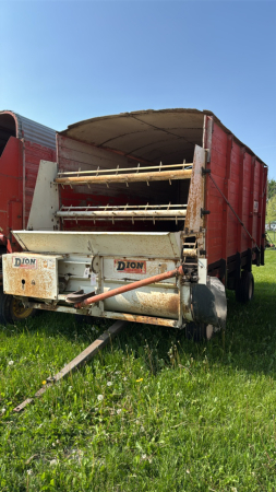DION FORAGE WAGON