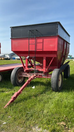 BRUNS 400BU GRAVITY WAGON