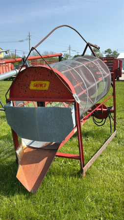 SNOWCO ELECTRIC/HYDRAULIC GRAIN CLEANER