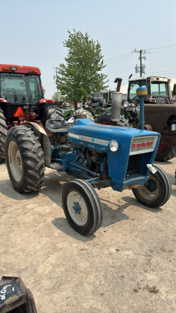 FORD 3000 GAS TRACTOR