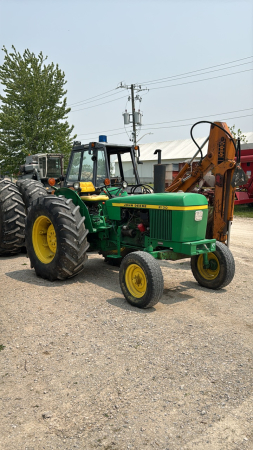 JOHN DEERE 2130 DIESEL TRACTOR