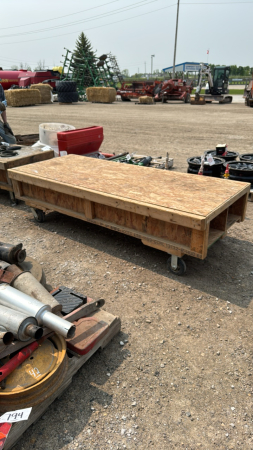 7FT X 3FT ROLLING WOODEN WORK PLATFORM