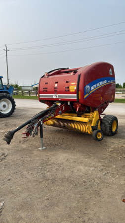 2015 NEW HOLLAND ROLL-BELT 450 ROUND BALER