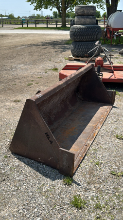 HLA 72IN SKIDSTEER BUCKET
