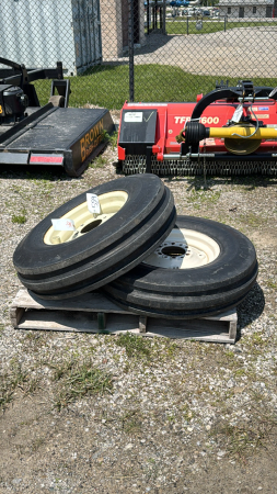 PAIR OF 7.50-16SL TIRES ON RIMS