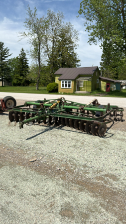 JOHN DEERE 12FT DISC WITH WESTERN HARROWS