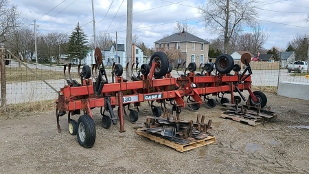 Case IH 1830 16R 3pth Scuffler