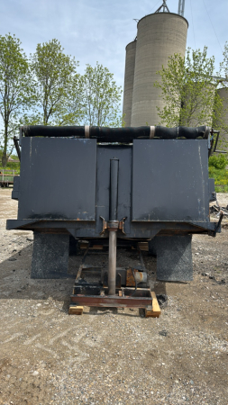 TRUCK MOUNT 8FT LANDSCAPE DUMP BOX