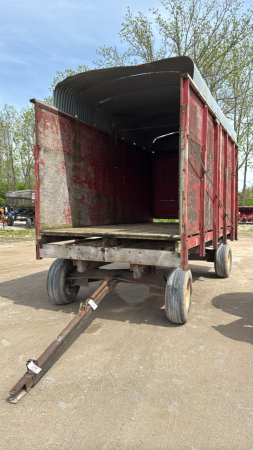 FIREWOOD WAGON ON 8 TON GEAR