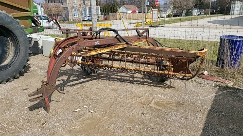 New Holland Hyd. Drive 5-Bar Side Rake