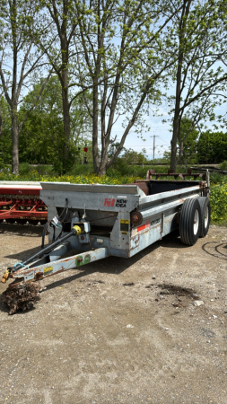 NEW IDEA 3632 TANDEM MANURE SPREADER