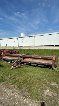 INTERNATIONAL 60 14FT PTO STALK CHOPPER
