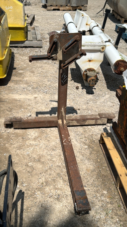 ENGINE STAND