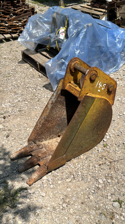 12IN CAT MIN EXCAVATOR BUCKET