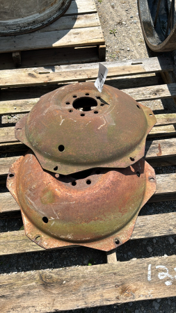 (2) FORD 860 WHEEL CENTRES
