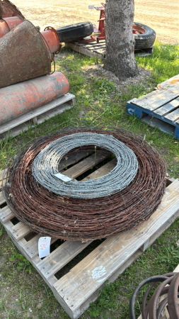 QUANTITY OF NEW & USED BARB WIRE