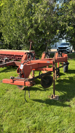 SALFORD 3000 3 FURROW SEMI MOUNT PLOW