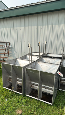 CRYSTAL SPRINGS STAINLESS STEEL WET/DRY HOG FEEDERS