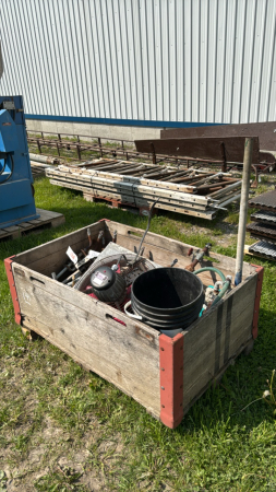 CRATE OF MISC. ITEMS