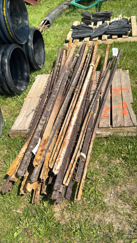 APPROX. 29 7FT USED T POSTS