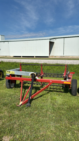 H&S 7FT PTO HAY TEDDER
