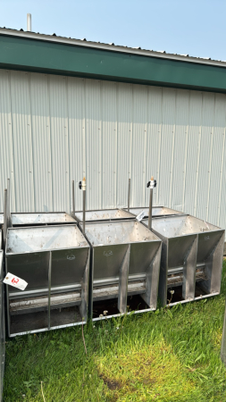 CRYSTAL SPRINGS STAINLESS STEEL WET/DRY HOG FEEDERS