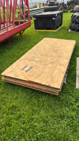 APPROX 8 SHEETS OF PLYWOOD