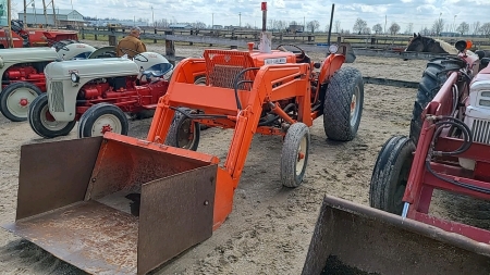 Allis Chalmers D15 Gas Tractor