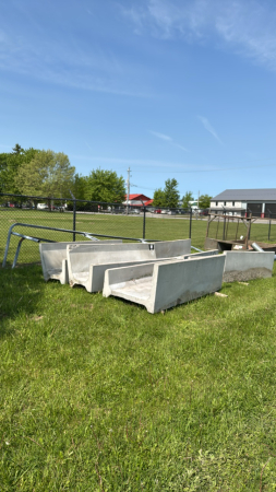 5-MINI J BUNKS WITH HEAD RAIL