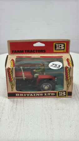 Massey Ferguson 135 Tractor