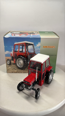 Massey Ferguson 135 Tractor