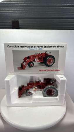 Farmall 300 Tractor w/Loader