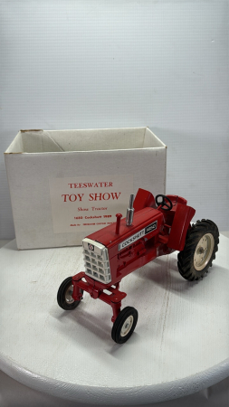 Cockshutt 1650 Tractor